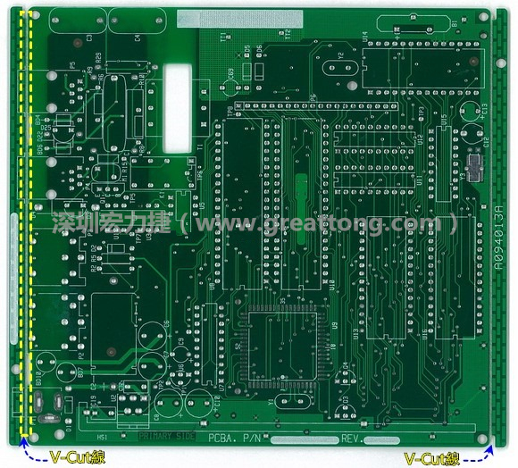 所谓【V-cut】是印刷电路板(PCB)厂商依据客户的图纸要求，事先在PCB的特定位置用转盘刀具切割好的一条条分割线，其目的是为了方便后续SMT电路板组装完成后的「分板(De-panel)」之用，因为其切割后的外型看起来就像个英文的【V】字型，因此得名。