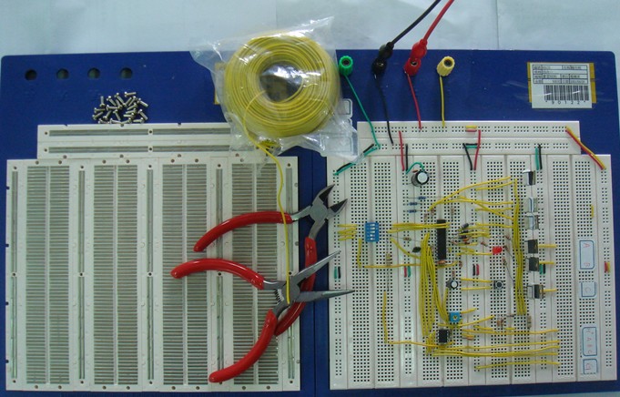 面包板结构与试作电路