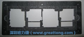 较薄PCB采用回焊过炉载具或全程载具降低板弯变形风险