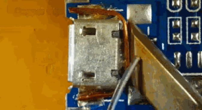 利用导热铜丝拆焊Mini USB 插座