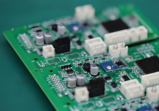 PCB抄板和PCB设计有什么区别？原理、流程与应用场景解析
